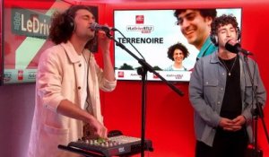 Terrenoire interprète "Des trésors" en live dans #LeDriveRTL2 (17/11/20)