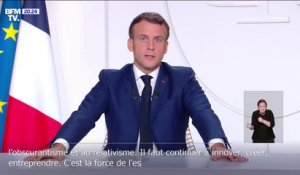 Emmanuel Macron appelle "à ne jamais céder au complotisme, à l'obscurantisme"