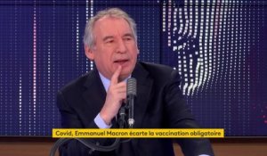Covid-19 : François Bayrou "pas choqué par les vaccinations obligatoires"