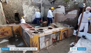 Italie : une échoppe de restauration découverte sous les cendres à Pompéi