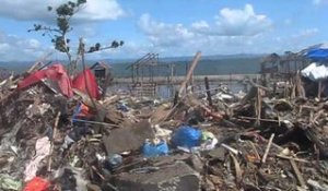 Philippines: Retour à Tacloban, un mois et demi après le typhon Haiyan