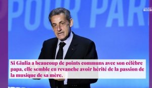 Carla Bruni : sa fille Giulia se moque de ses goûts musicaux