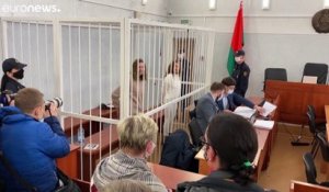 Bélarus : prison ferme pour deux jeunes journalistes