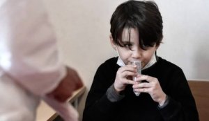Comment fonctionne le test salivaire qui va être déployé dans les écoles ?