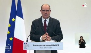 Coronavirus - L'incroyable bug pendant la conférence de presse de Jean Castex avec un drapeau Français aux couleurs inversées sur le graphique