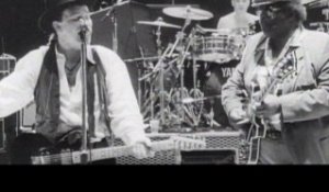 U2 - When Love Comes To Town (Rattle & Hum Version)
