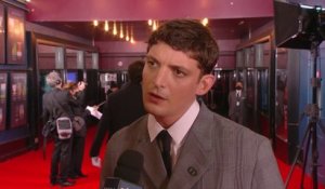 "Le cinéma est extrêmement vivant !" Niels Schneider sur le tapis rouge des César 2021