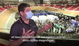 Le Covid-19 : le Vélodrome de Saint-Quentin-en-Yvelines transformé en centre de vaccination géant