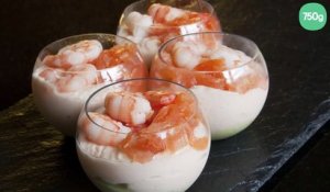 Verrines au saumon et crevettes sur lit d'avocat