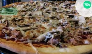 Pizza maison au thon et champignons