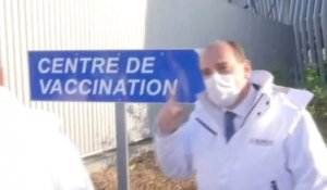 Jean Castex: "Même à Rungis, on vaccine !"