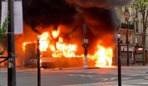 Paris : un bus RATP complètement incendié dans le 18e arrondissement