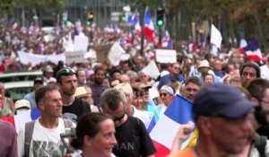 Pass sanitaire : plus de 200 manifestations dans toute la France, soutien à Didier Raoult