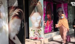 Afghanistan: des visages de femmes recouverts de peinture sur les devantures des salons de beauté
