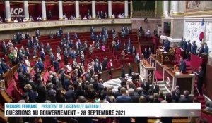 L'Assemblée nationale a observé une minute de silence en mémoire du caporal-chef Maxime Blasco, tué au combat au Mali vendredi: "C'est un homme exceptionnel, un héros, qui est tombé au combat" - VIDEO