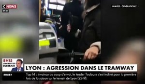 Lyon: Il demande à un homme d’arrêter de fumer dans le tramway et se fait agresser sous les yeux d'une dizaine de passagers - VIDEO