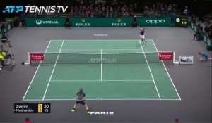 Rolex Paris Masters - Medvedev rejoint Djokovic en finale