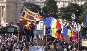 Covid-19 : les manifestations se multiplient à travers l'Europe