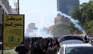 Soudan : sans internet ni téléphone, des milliers de manifestants défient le pouvoir militaire