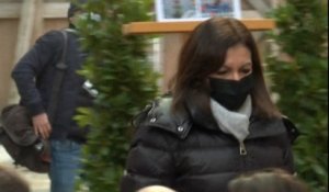 Paris : Anne Hidalgo huée lors de la commémoration de l’explosion de la rue de Trévis