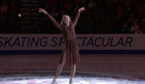 Danielle Bradbery - Worth It (Live From 2022 Prevagen Skating Spectacular)