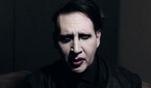 Marilyn Manson: How I Try And Ruin Christmas