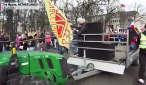 Les opposants aux mesures sanitaires ont manifesté à La Haye