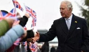 Le prince Charles remplace la reine alors qu'il apporte un changement historique à la Grande-Bretagn