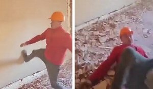Quand un ouvrier casse un mur