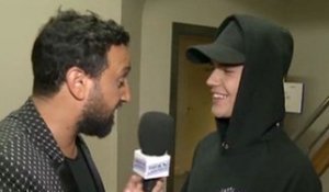 Zapping Public TV n°997 : Justin Bieber vole la veste de Cyril Hanouna !