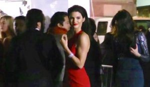 Vidéo : Kendall Jenner : invitée VIP de l’amfAR à New York