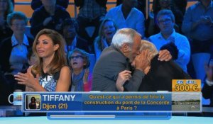 Patrice Laffont et Julie s'embrassent !