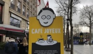Paris: Le Café Joyeux, pour l'emploi des personnes en situation de handicap