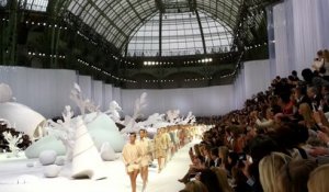 Fashion Week Paris : le final du défilé Chanel