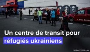 Guerre en Ukraine: Dans le centre de transit de Przemysl, en Pologne