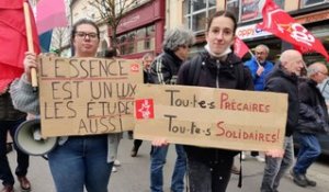 Environ 400 personnes à Limoges pour défendre leur pouvoir d'achat