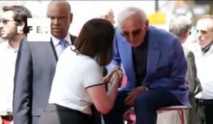 Charles Aznavour : revivez la cérémonie de remise de son étoile au Walk of Fame !
