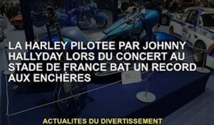 Harley pilotée par Johnny Halliday lors d'un concert au Stade de France bat un record d'enchères