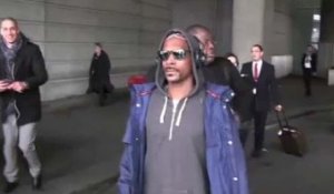 Vidéo : Quand Snoop Dogg snobe ses fans à l'aéroport de Paris Charles de Gaulle...