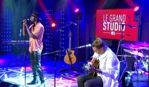 Céphaz interprète "L'homme aux mille couleurs" dans "Le Grand Studio RTL"