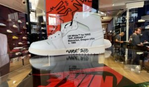 Une paire de Jordan adjugée à 13 000 euros lors des premières enchères de sneakers à Paris