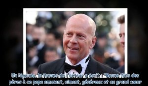 Bruce Willis malade - sa femme partage un cliché hilarant de toute la famille pour la Fête des pères