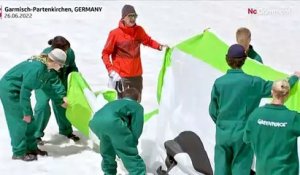 Les militants de Greenpeace interpellent les dirigeants du G7 depuis les Alpes bavaroises