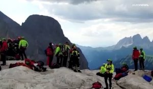 Un morceau de glacier s'effondre en Italie : six morts et des disparus