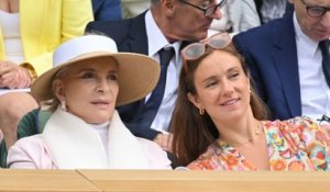 GALA VIDEO - PHOTO - Lady Marina Windsor : apparition rare et remarquée de la cousine de Harry et William à Wimbledon