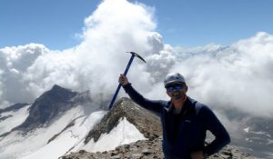 «Je voulais arriver en haut coûte que coûte»: ces anciens malades du cancer grimpent à 3400 mètres d’altitude