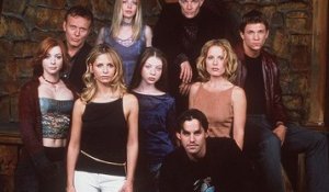 « Buffy contre les vampires » : victime d'un arrêt cardiaque, un acteur phare de la série est hospitalisé en urgence