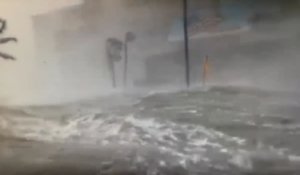 Maisons emportées, rues inondées : la Floride frappée par l'ouragan Ian
