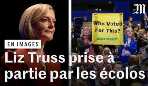 Des militantes de Greenpeace chahutent Liz Truss en pleine conférence du Parti conservateur