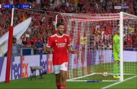 Ligue des Champions : Accroché par Benfica, Paris évite le pire